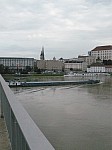 1370751.jpg 1370751.jpg