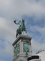 3907.jpg 3907.jpg