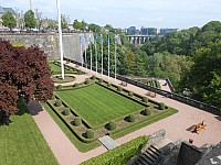 4042.jpg 4042.jpg