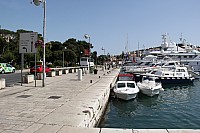 5872.jpg 5872.jpg