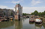 7051.jpg 7051.jpg