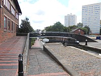 8704.jpg 8704.jpg