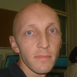 eric1.jpg - 13377 Bytes